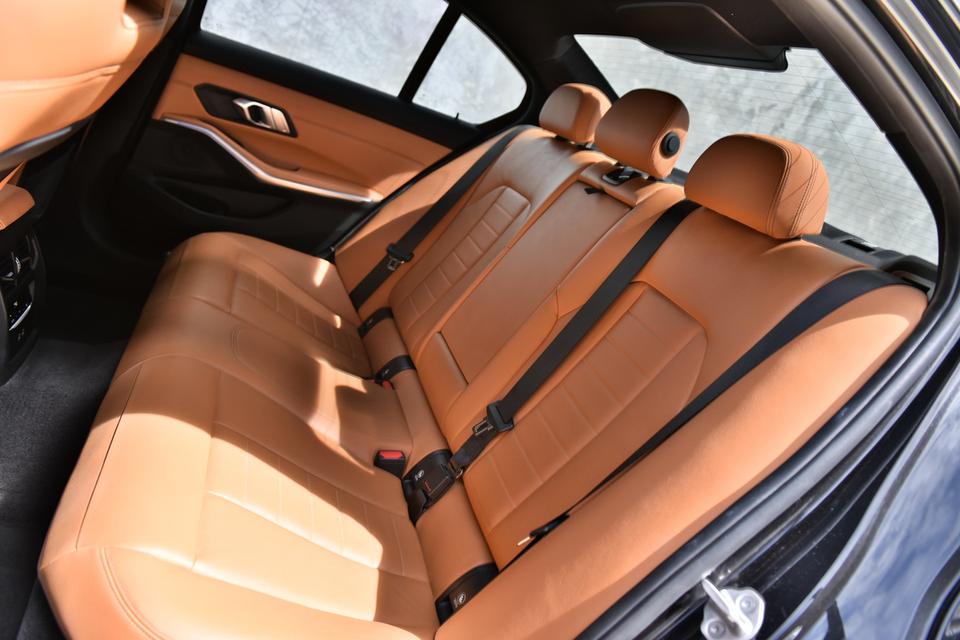 BMW SERIES-3 320d M-SPORT G20 2022 สีดำ มี Warranty ถึง ตุลา 2026 รูปที่ 11