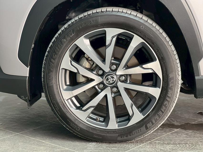 TOYOTA COROLLA CROSS 1.8 HYBRID ปี 2021 15