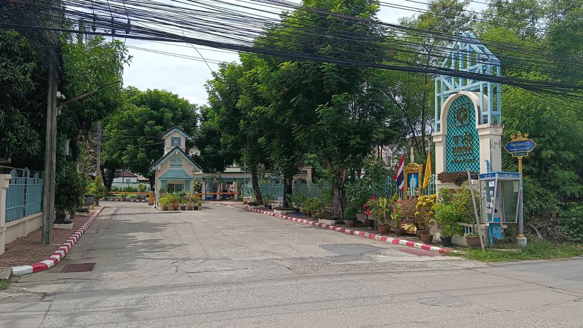 ขายด่วน บ้านทาวน์เฮาส์2ชั้น หมู่บ้านพาร์คแกลอรี่ บางพลี-สมุทรปราการ (ซอยพัฒนาชุมชน 21) 2
