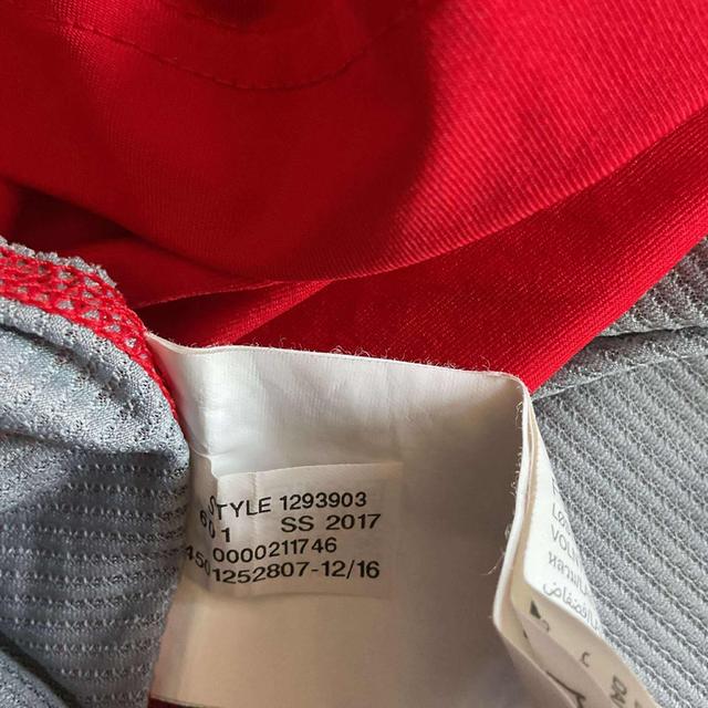 under armour เสื้อกีฬามือสอง รูปที่ 5