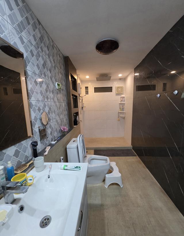 บ้านทาวเฮาส์ หลังมุม 2 ชั้น ใกล้ MRT จรัญ 13 พื้นที่ 35 ตารางวา 3