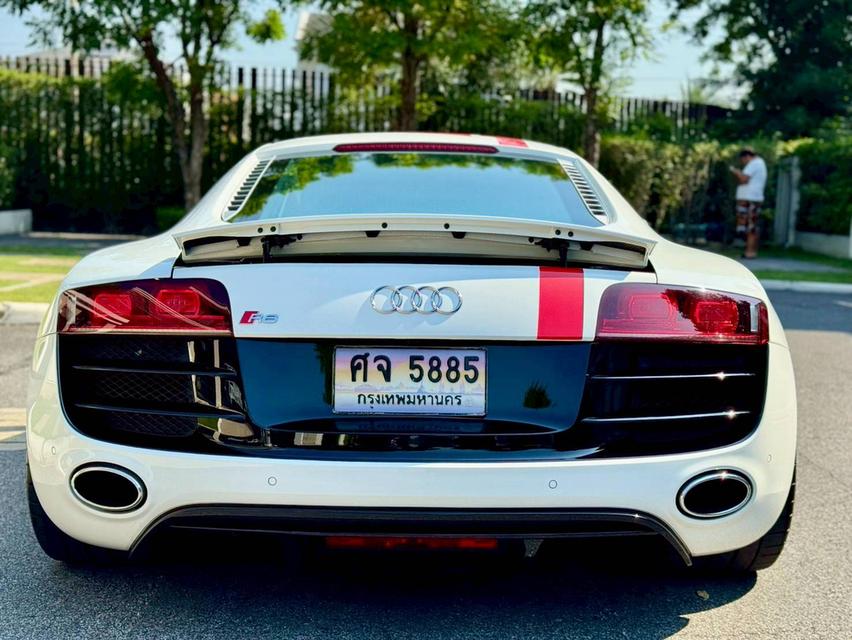 Audi R8 V10 5.2 FSI quattro 2012 รถสปอร์ตซุปเปอร์คาร์ มาพร้อมของแต่งเพียบ 5