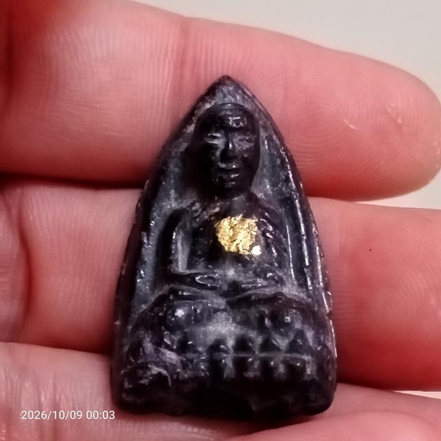พระหลวงปู่ทวดเนื้อครั่ง วัดโตนดหลวง เพชรบุรี รูปย่อยที่ 1