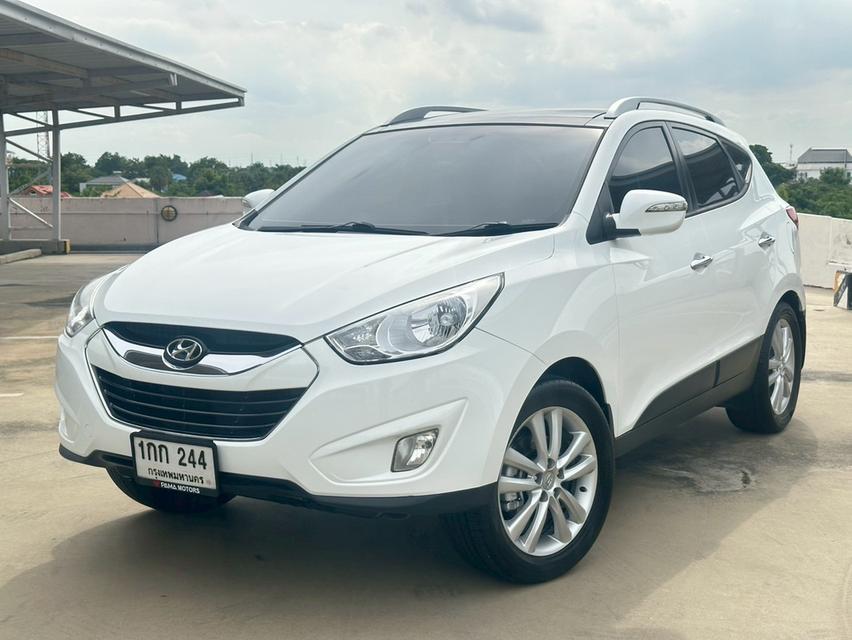 HYUNDAI TUCSON 4WD (IX35)2.0L N/A 6AT Panaromic Glass Roof