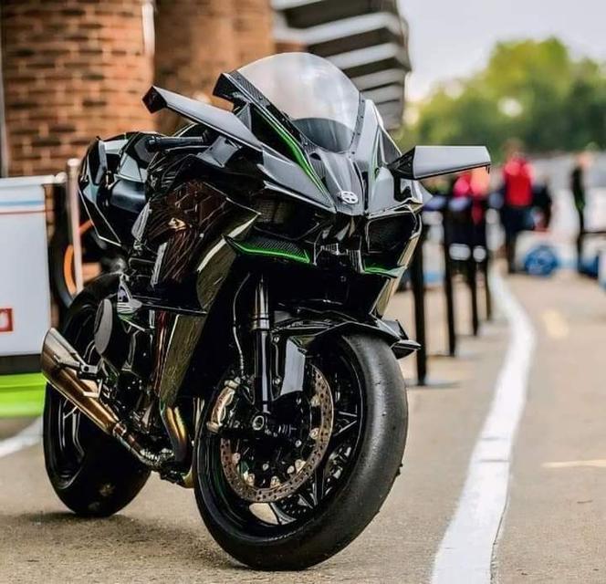 Kawasaki Ninja H2R ใหม่ 3