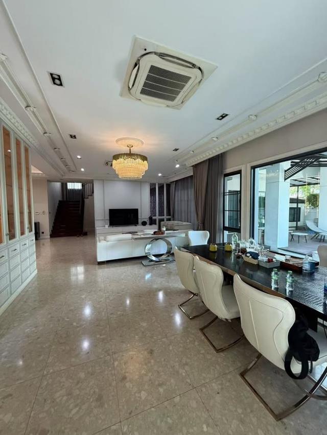 ให้เช่าบ้านเดี่ยวหรู โครงการ Grand Bangkok Boulevard Sukhumvit 4