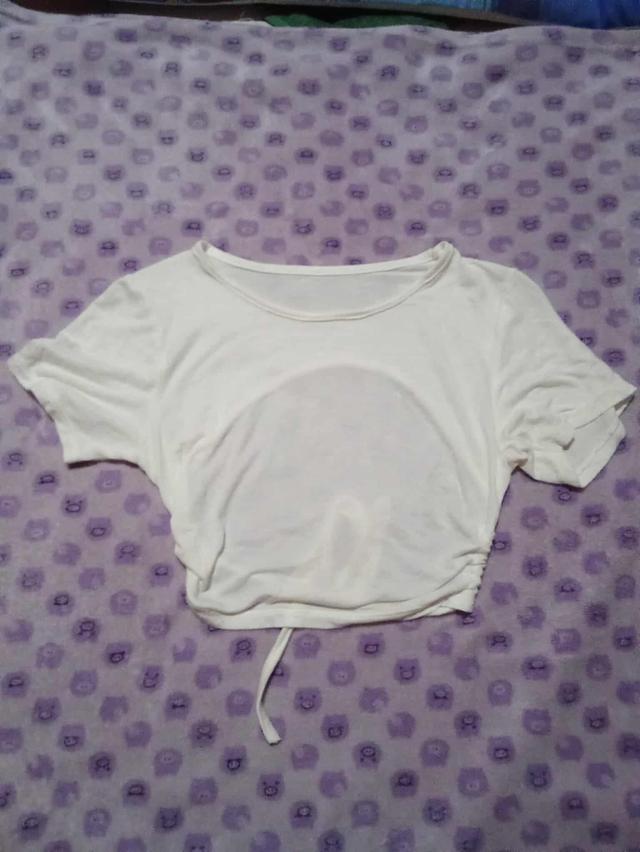เสื้อเว้าหลังสวยๆ