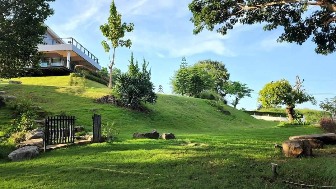 ขายบ้านที่ดินติดน้ำลำตะคอง บ้านบนเนินเขาใหญ่ หมูสี ปากช่อง 3ไร่ ที่ติดลำธารสวย ใกล้ถนนธนะรัขต์ คีรีมายา พักตากอากาศ หายาก วิวเขาสวยธรรมชาติ 0879074045 8