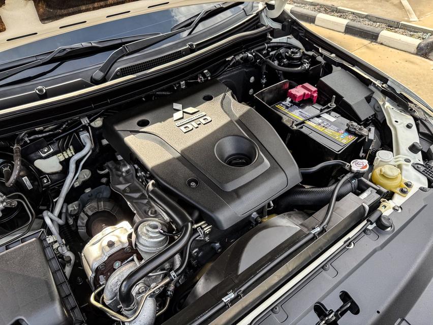 ขาย Mutsubishi Pajero2.4GT ปี16 16