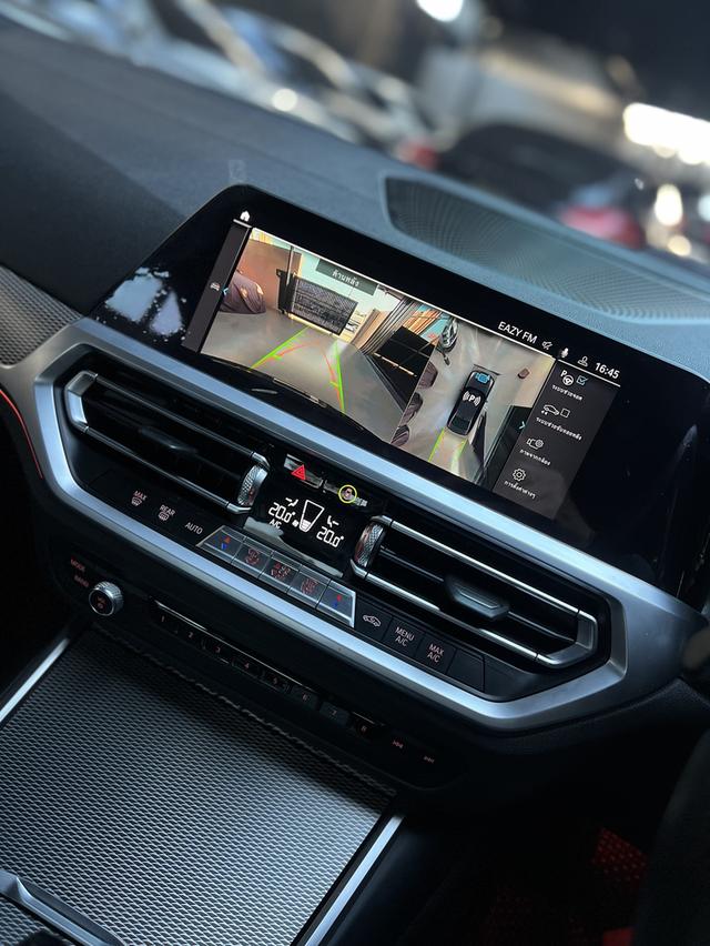 BMW 330e M Sport 2021 8