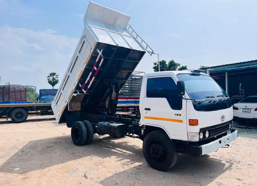 ขายด่วนรถบรรทุก 6 ล้อดั้มพ์ TOYOTA DYNA 4