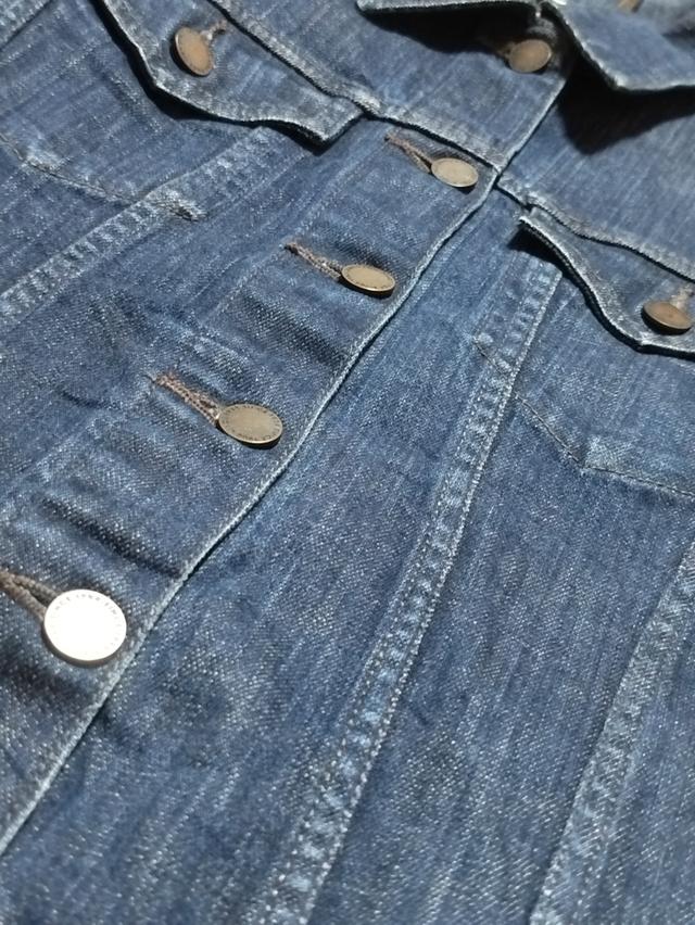 เสื้อแจ็กเก็ตยีนส์ UNIQLO รูปที่ 3