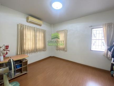 บ้านแฝด หมู่บ้าน บุรีรมย์ เทพารักษ์ วงแหวน เนื้อที่ 37.50 ตารางวา บ้านอบอุ่น เดินทางสะดวก ใกล้ทางด่วน 5