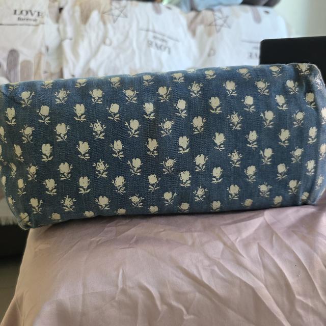 Coach denim with flower กระเป๋ามือสอง 6