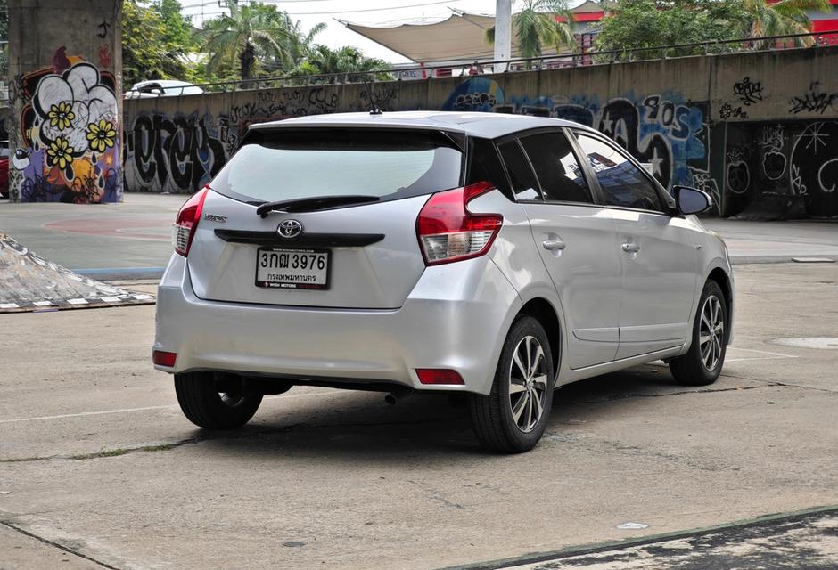 Toyota Yaris Eco 1.2 J Auto ปี 2014  3