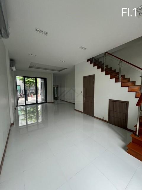 ให้เช่าโฮมออฟฟิศ 4 ชั้น 277 ตรม. เจ ดับบลิว เออร์เบิน (JW Urban) สรงประภา-ดอนเมือง 3