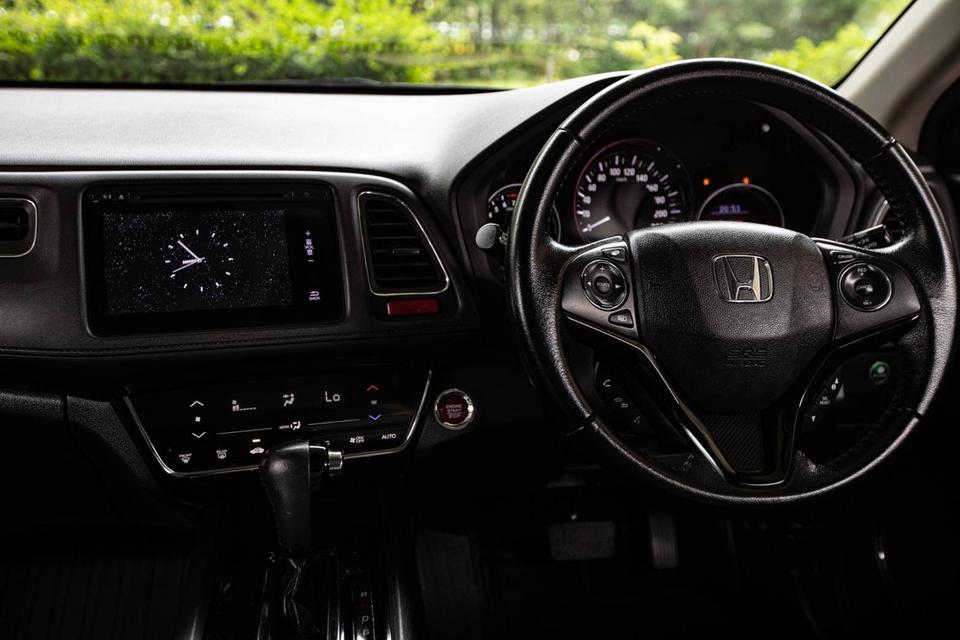 Honda #Hrv 1.8E สีเทา ปี 2016 รหัส GT492 16