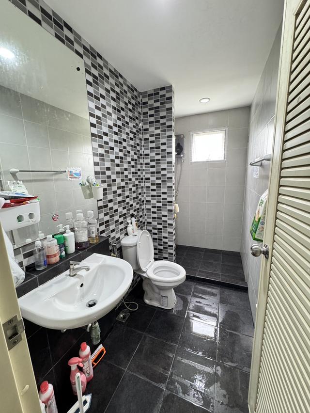 ขายด่วนทาวโอมหลังใหญ่ มบ.ไอดีไซน์ 7