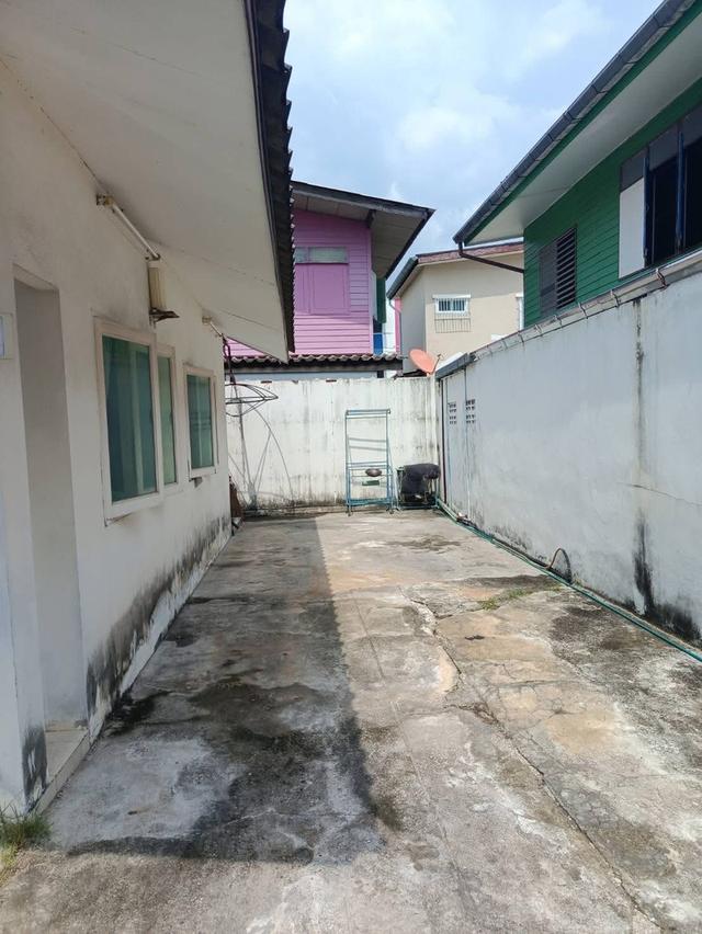 ที่ดินพร้อมสิ่งปลูกสร้างบ้านลาดพร้าวโชคชัยสี่ 4