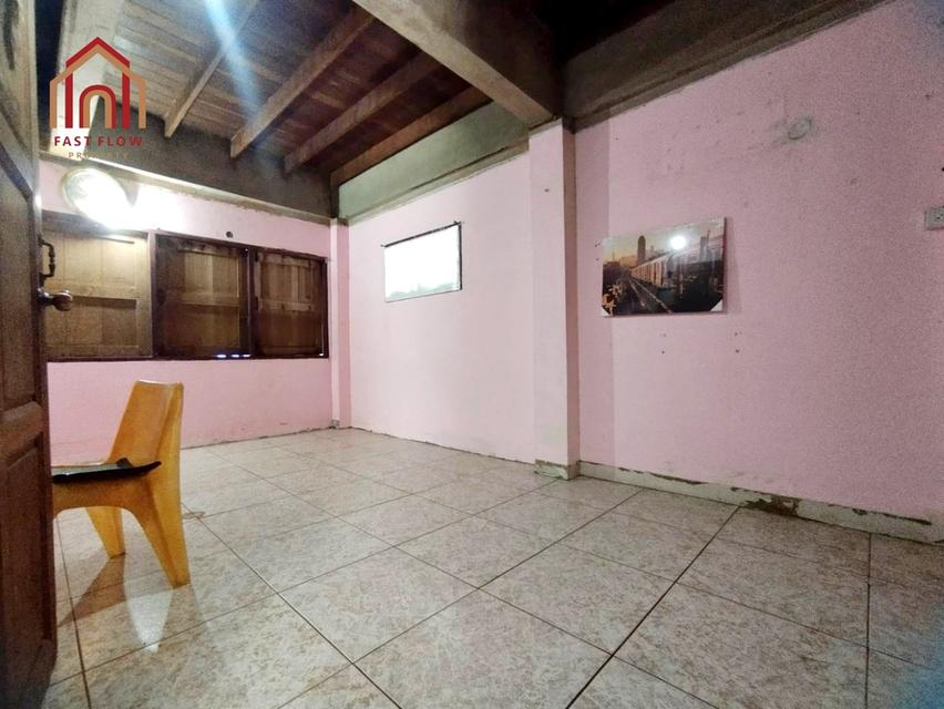 ขายลดราคาบ้านเดี่ยว ใกล้ Crystal SB ราชพฤกษ์ ชอยลุงหวอด ถนนกรุงนนท์-จงถนอม มหาสวัสดิ์ บางกรอย นนทบุรี บ้านร่มรื่นพื้นที่กว้างโปร่งโล่งสบาย MKD 12