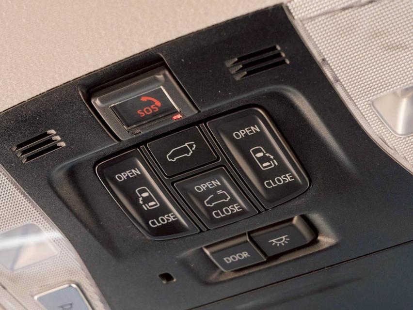 TOYOTA ALPHARD 2.5 SC PACKAGE  ปี 2020 7