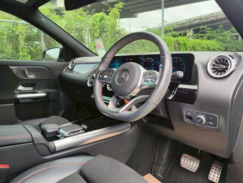 รหัสรถ KPC53 🚗 Mercedes-Benz GLA200 AMG (W247) ปี 2022 สีดำ