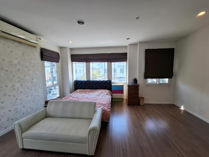 ขายบ้านเดี่ยวหรู ถูดสุดในโครงการ ม.มัณฑนา พระราม 9 ศรีนครินทร์ 4