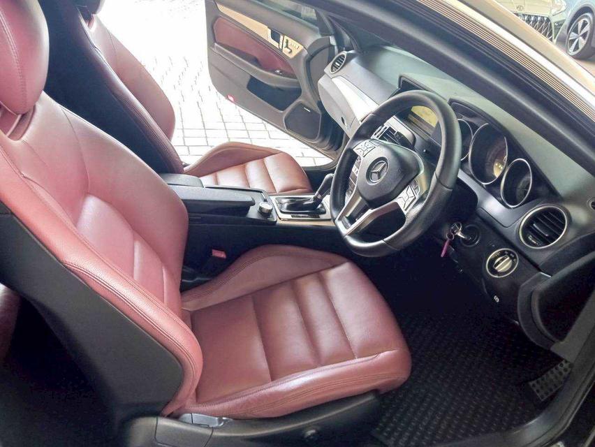 🚗 2013 Mercedes-Benz C180 CGI Coupe AMG W204 AT รูปที่ 10