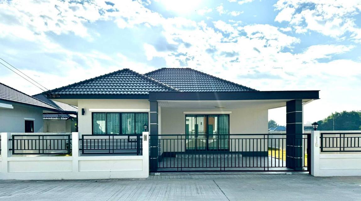 บ้านเดี่ยว 3 ห้องนอน 2 ห้องน้ำ 1