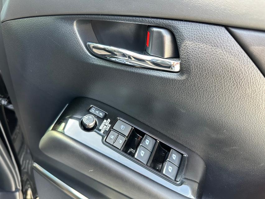 Toyota Vellfire 2.5 ZG Edition Minorchange    ปี 2018  จด 2019 16