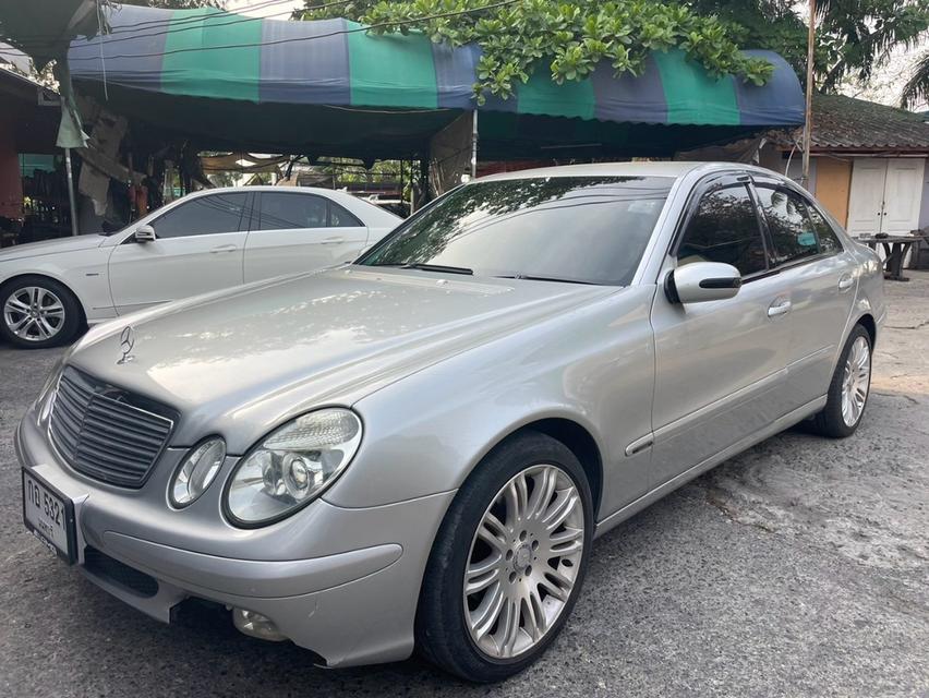 2004 Benz e220 1