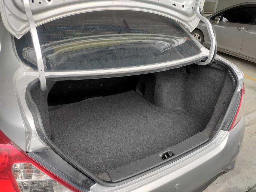 ขายดาวน์ nissan almera ปี18 6