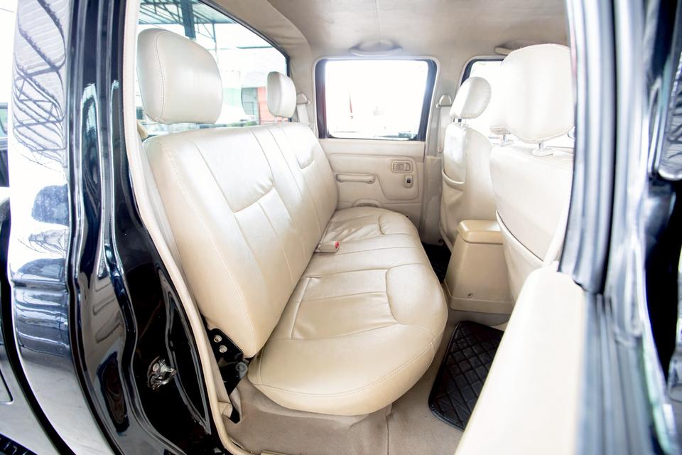 Nissan FORNTIER DOUBBLECAB 3.0 ZDI เกียร์ธรรมดา สีดำ ปี 2004 12
