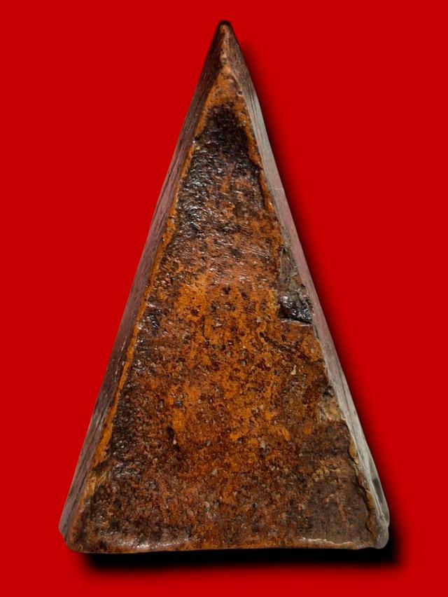 พระนางพญา เปิดให้บูชาจ้า รูปที่ 3