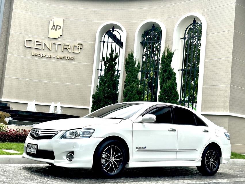 TOYOTA CAMRY 2.4 HYBRID DVD ปี 2011