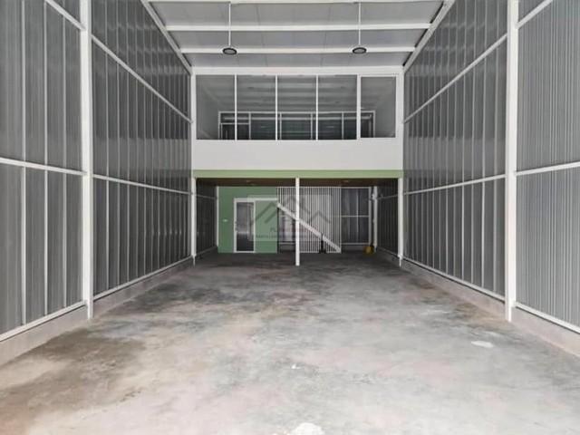 ให้เช่าโกดังพร้อมออฟฟิศ 117 ตรม. ย่านอ่อนนุช ศรีนครินทร์พัฒนาการตัดใหม่ ลาดกระบัง ติดถนนอ่อนนุช 70 ใกล้MRTศรีนุช จดทะเบียนบริษัทได้ สามารถทำ cafe,stud 2