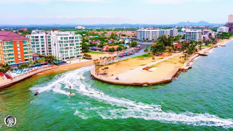 Whale Marina Condo Beachfront Najomtien 5