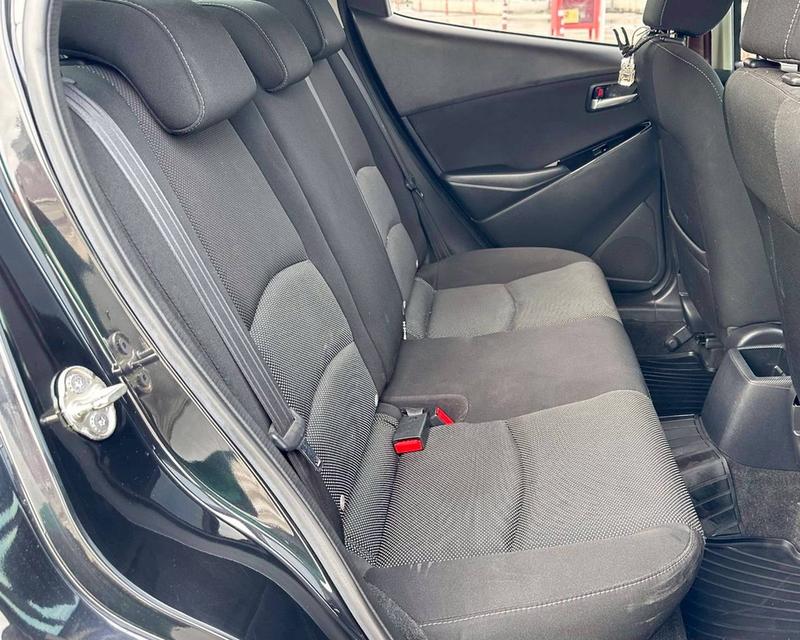 รหัสรถ QT9017 Mazda2 Skyactive 1.3 Sport High connect เกียร์ Auto สีดำ ปี2017 14