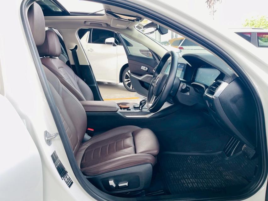 BMW 320Li 2.0 LUXURY GRAN 2021🚘 รูปที่ 13