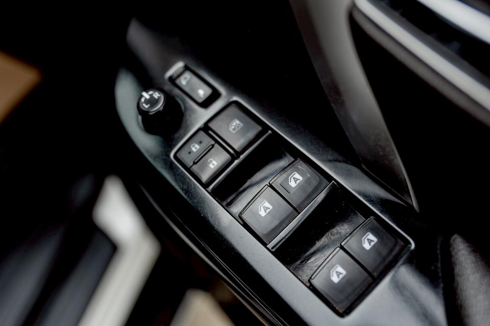 Toyota Fortuner 2.4V ปี19จด21 10