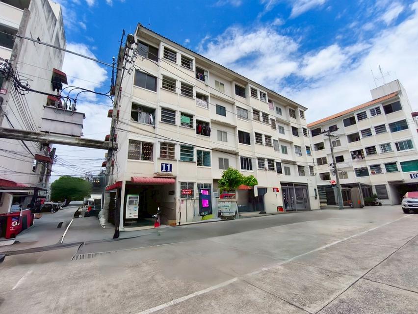 คอนโดมิเนียม โครงการบบ้านเอื้ออาทร สรงประภา 1 ซอยเทิดราชัน 1 ถนนนาวงประชาพัฒนา แขวงสีกัน เขตดอนเมือง กรุงเทพมหานคร 2