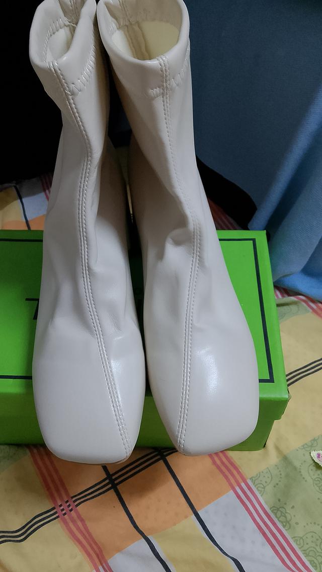 รองเท้าซื้อมาไม่ได้ใส่ 5