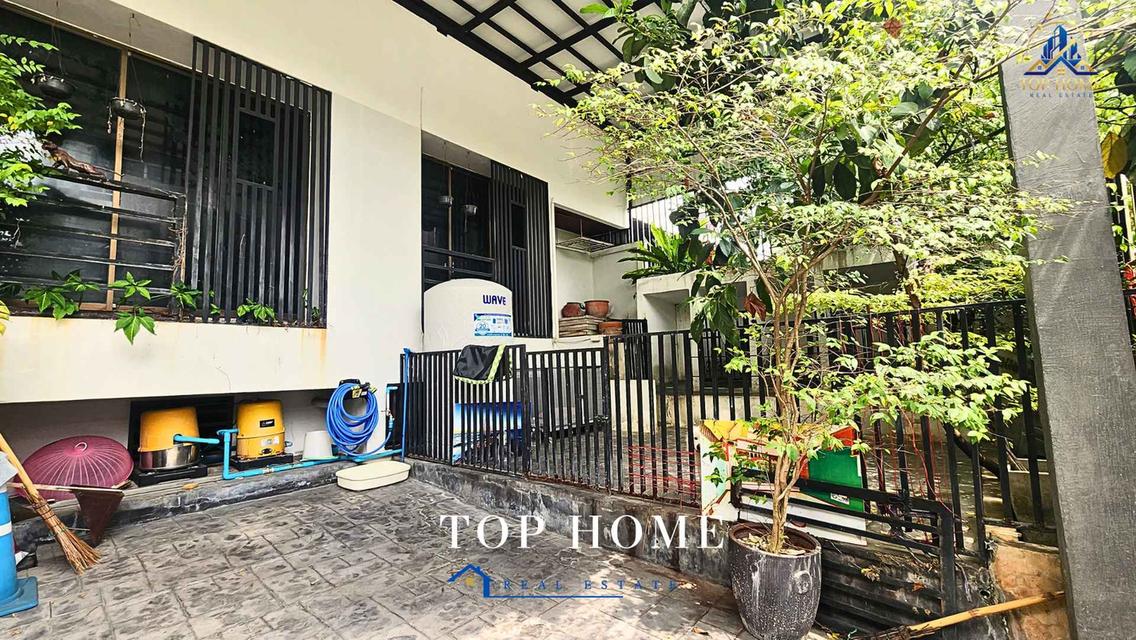 ขายด่วน ทาวน์โฮม 3 ชั้นขนาดใหญ่ ลาดพร้าว 101 ซอย 5 6
