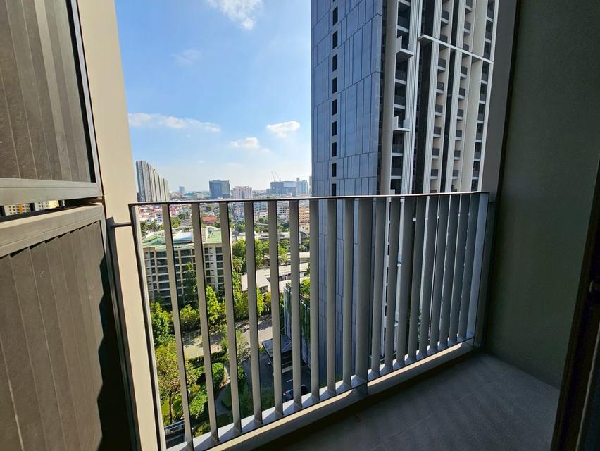 ให้เช่าคอนโด Whizdom Essence สุขุมวิท–พระโขนง ห้องใหญ่แต่งครบ พร้อมอยู่ 11