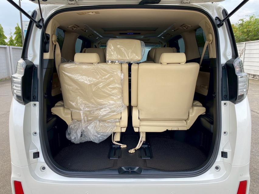 Toyota Vellfire 2.5 Hybrid V ปี2017  ฟูลออปชั่น เบาะมิกกี้เม้าส์ + ขับเคลื่อน4ล้อ 4WD สมรรถนะดีเยี่ยม 14