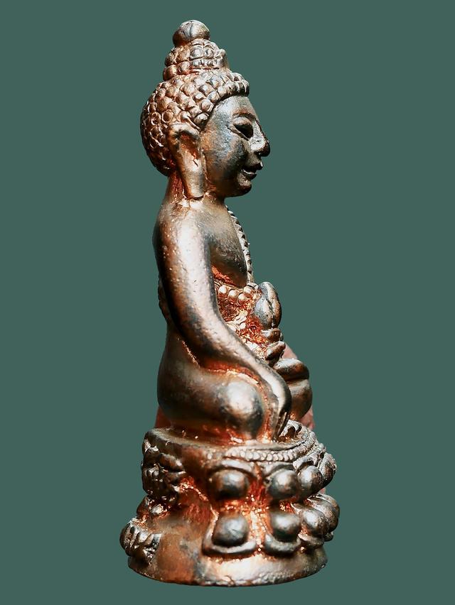 พระกริ่งทิ้งทวน หลวงพ่อคูณ วัดบ้านไร่ ปี 2536...เก่า เดิมๆ รูปที่ 4