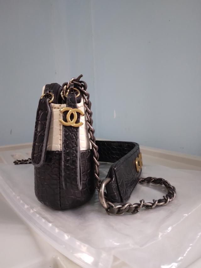 Chanel 2