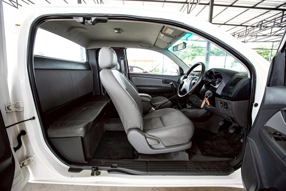 Toyota Vigo Champ SmartCab 2.5E ดีเซล เกียร์ธรรมดา ปี 2014 สีขาว 12