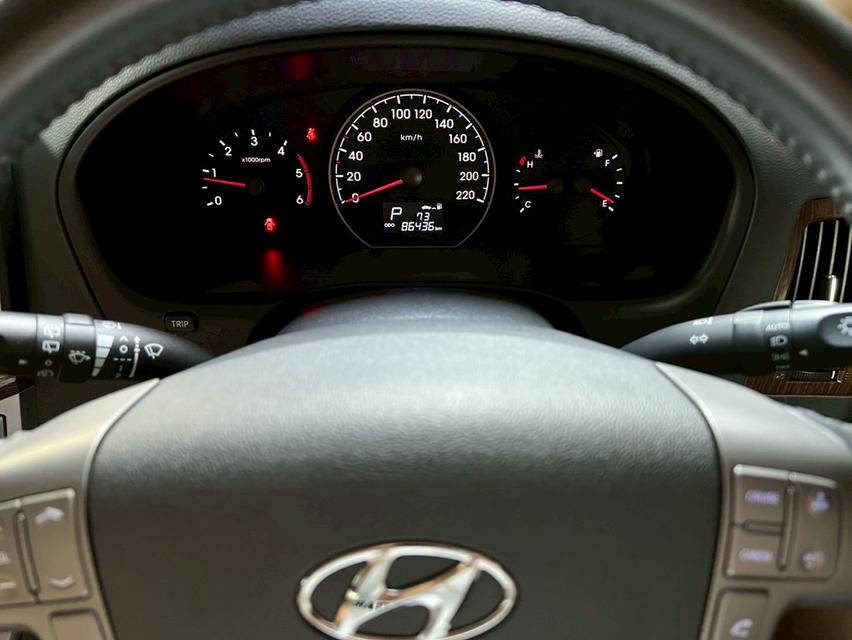Hyundai H-1 2.5 ดีเซล delux ปี 2019 วิ่ง 80000 KM. 7
