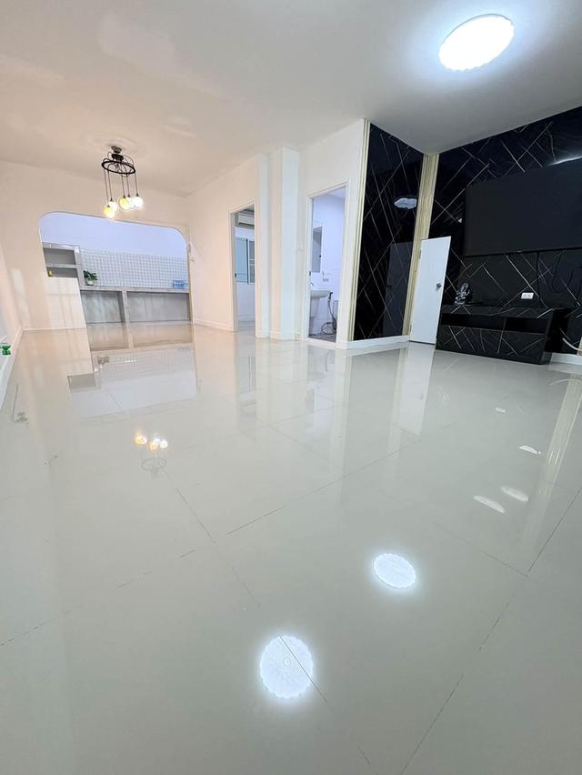 ทาวน์เฮ้าส์🏡 ขายทาวน์โฮม โครงการ Lio รัตนาธิเบศร์–เวสต์เกต💰 ราคา 2.19 ล้านบาท | เจ้าของขายเอง❌ ไม่รับนายหน้า✨ บ้านทำเลดี ใกล้แหล่งชุมชน 3